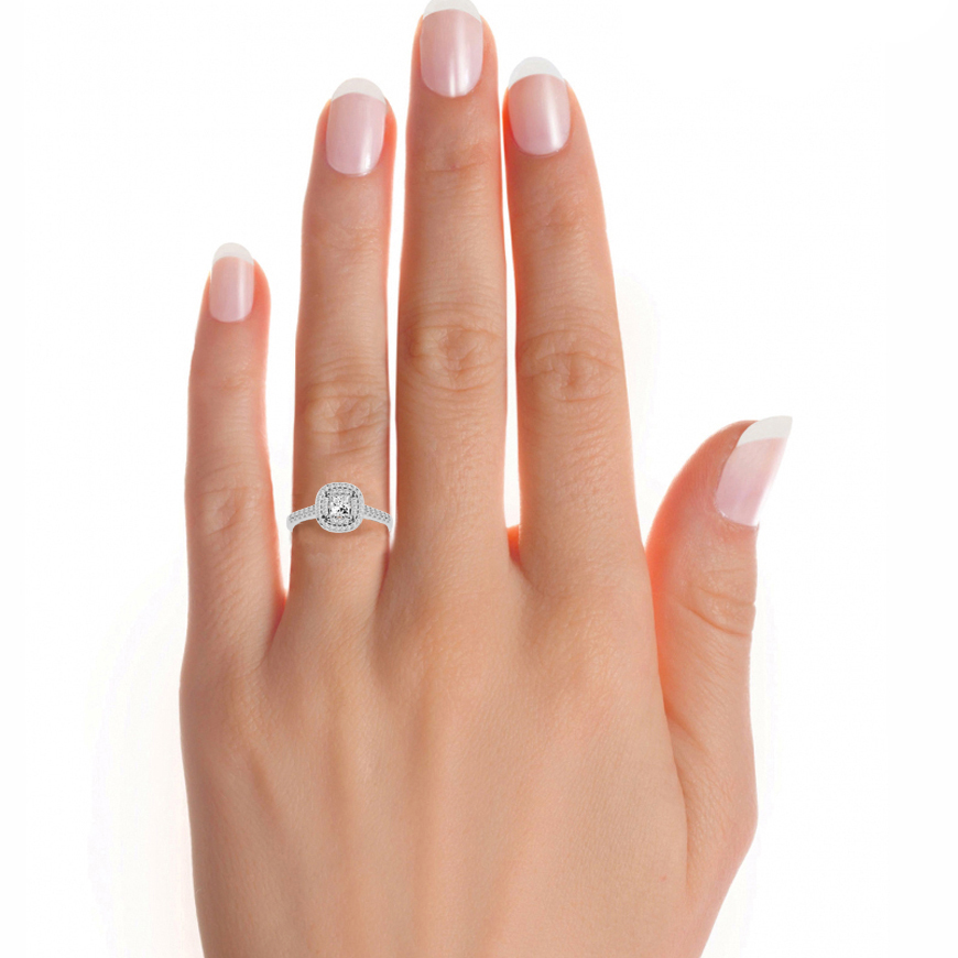 Logan Halo Ring